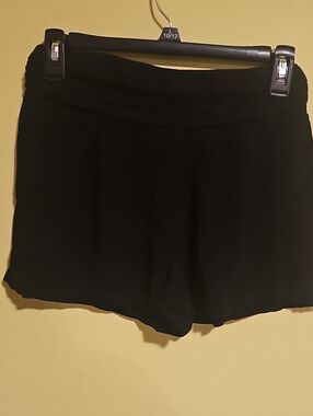 Forever 21 Juniors Size Medium Solid Black Rayon Casual Dressy Shorts